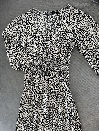Dorothy Perkins Midikleid Gr. 36, 100% Viskose
