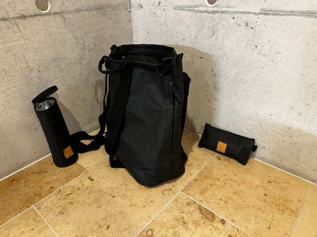 Lässig Rucksäcke: Lässig Wickelrucksack "Rolltop Backpack" schwarz, 3-teiliges – Gebraucht aus Bassersdorf von schustbn 2