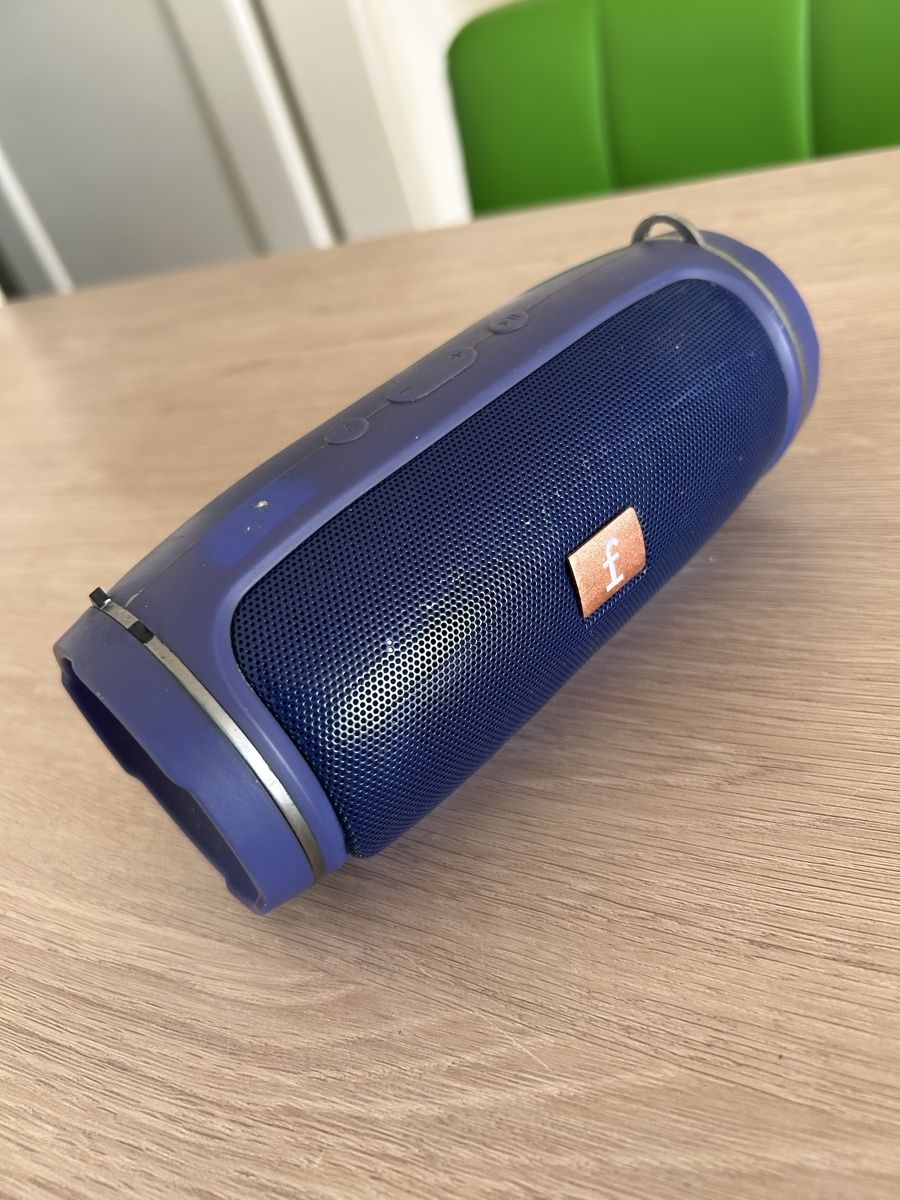 Casse acustiche: Blauer Bluetooth Lautsprecher 🎶 – Usato da St. Gallen venduto da MoMaMu12