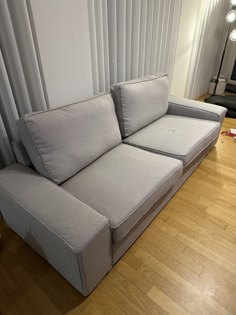 Divani: Ikea Sofa mit Sitzhocker - Grau – Usato da Dietikon venduto da Stale1987