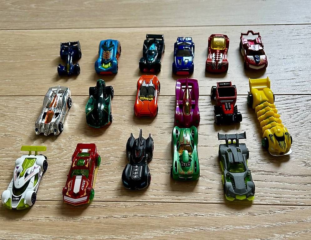Giocattoli: 17 Hot Wheels Spielzeugautos – Usato da Biel/Bienne venduto da Hamamlezi 1