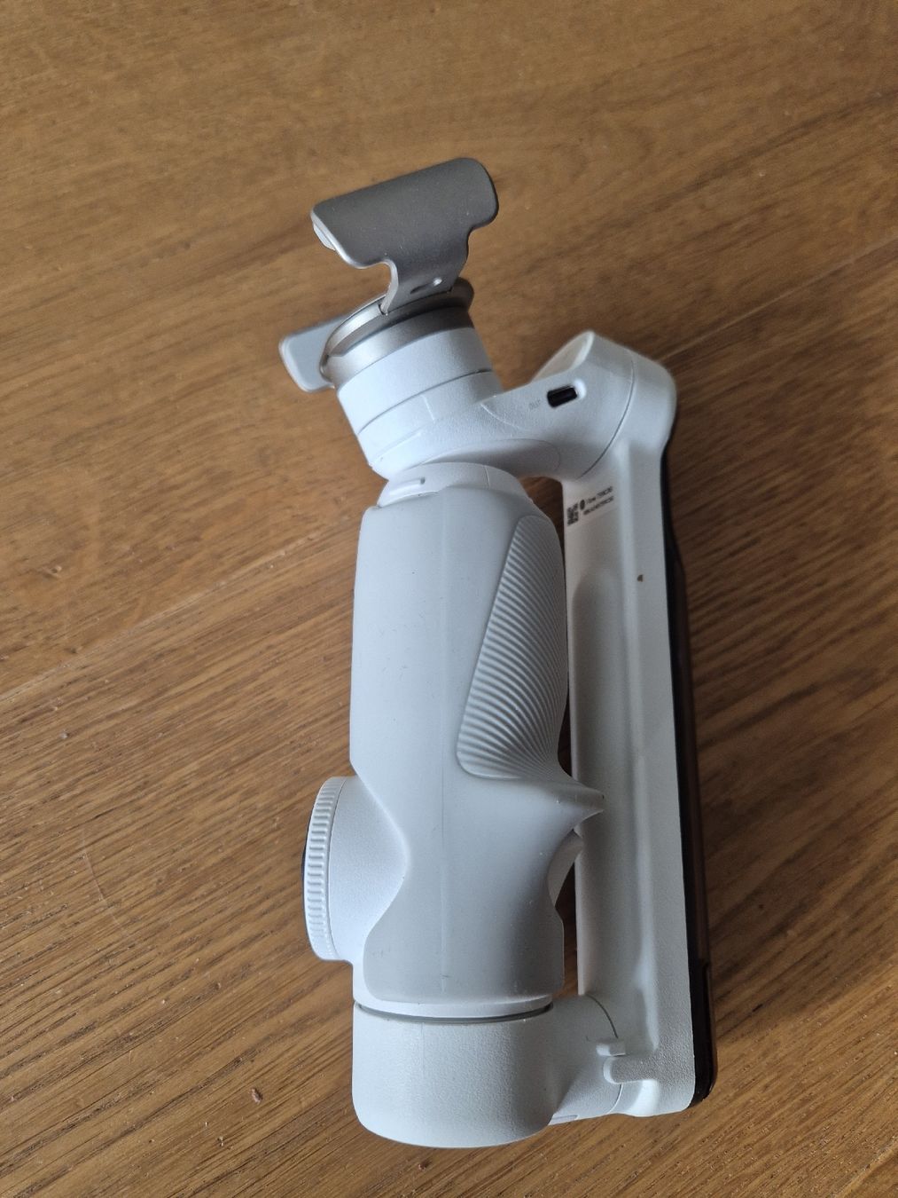 Insta360 Wandhalterungen: Insta360 Flow Gimbal Smartphone Stabilisator – Gebraucht aus Lyssach von Korgfreak 1