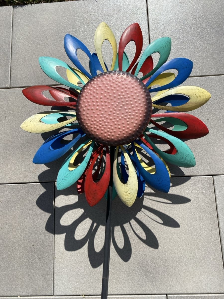 Altro in Decorazioni & Accessori: Windrad doppelt Sonnenblume Metall – Usato da Magden venduto da Kichererbse1410