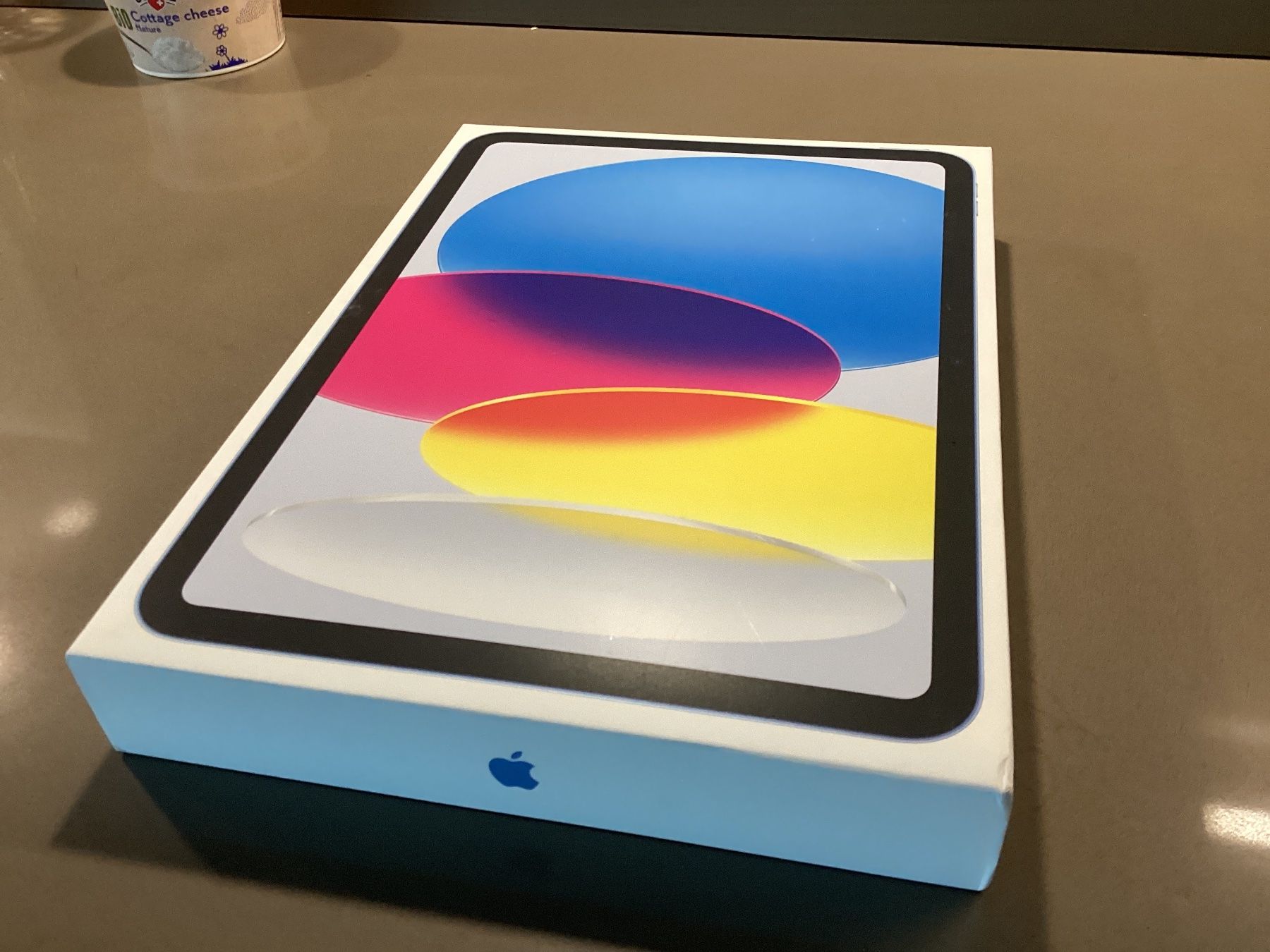 Apple Tablettes PC: IPAD 11   NEUF jamais ouvert blue 256 GB – Neuf avec emballage d'origine à Verossaz par Couchcouch 2