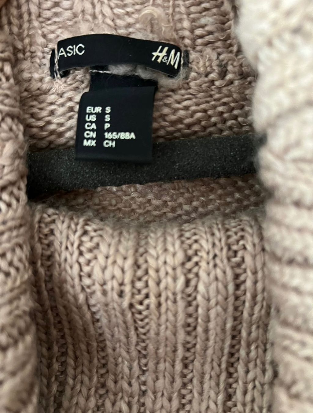 H&M Pulls & Sweat-shirts: H&M Strickpullover, Grösse S, Gratisversand – D'occasion à Frutigen par glnays 2