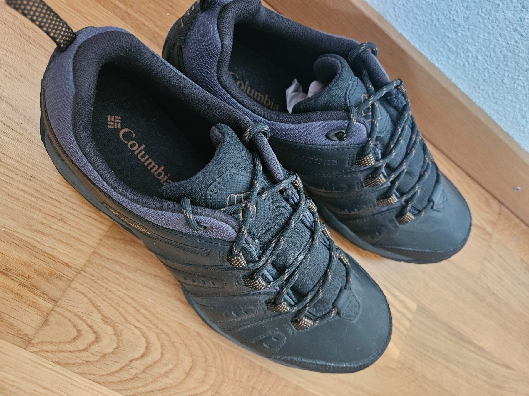 Columbia Scarpe da uomo: Columbia Wanderschuhe Gr. 43, Waterproof NEU – Usato da Glattfelden venduto da lar_th5b