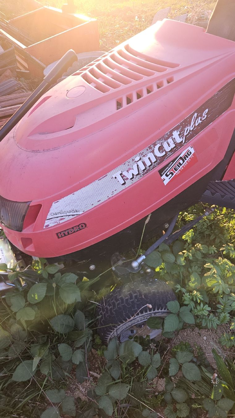 Trattori: Traktor mit Schneeschild – Usato da Rickenbach b. Wil venduto da nic_8ljr 1