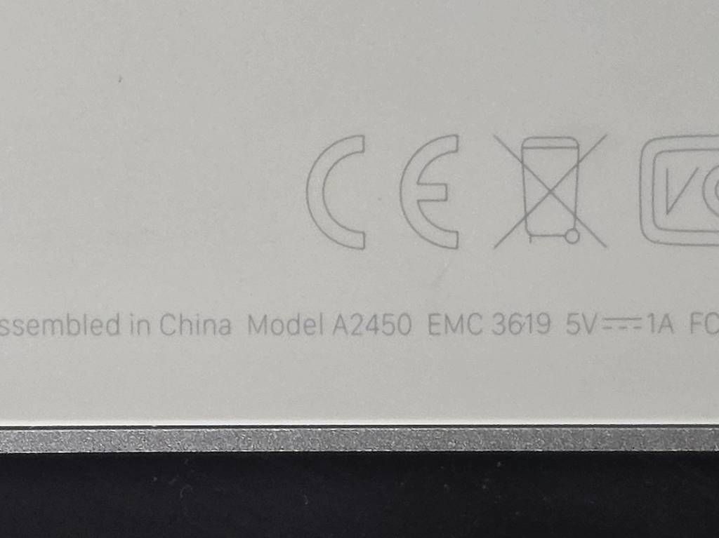 Tastiere: Apple Magic Keyboard A2450 CH-QWERTZ – Usato da Dietlikon venduto da Bonamesa 2