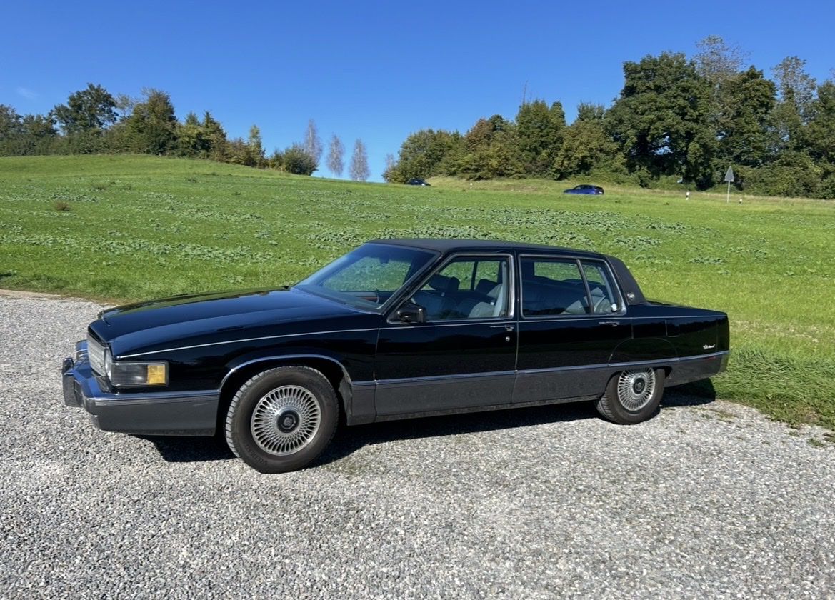 Automobili: Cadillac Fleetwood 1989 mit MFK – Usato da Zufikon venduto da dar_6cwb 1