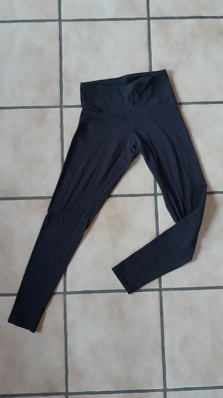 C&A Leggings: Leggings Baumwolle – Usato da Innerthal venduto da System_of_a_down