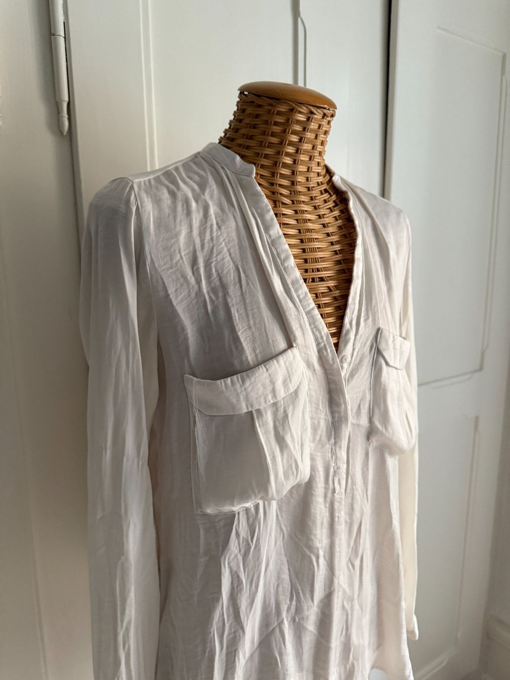 Blusen: Bluse weiss fliessend S – Gebraucht aus Zürich von Diazaio 1