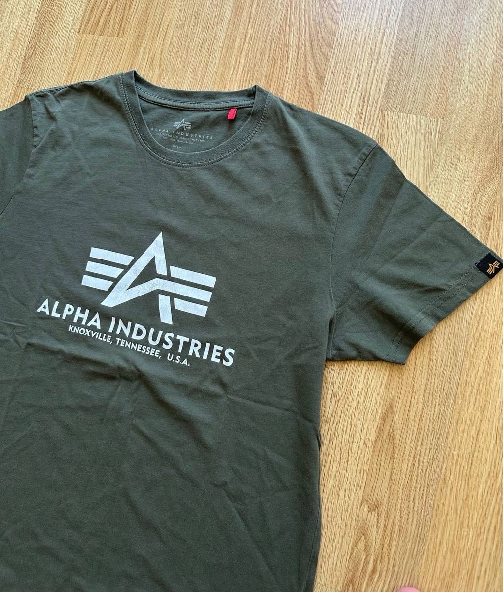Alpha Industries T-shirt: Alpha Industries T-shirt  – Usato da Pfäffikon ZH venduto da Nataliia. 1