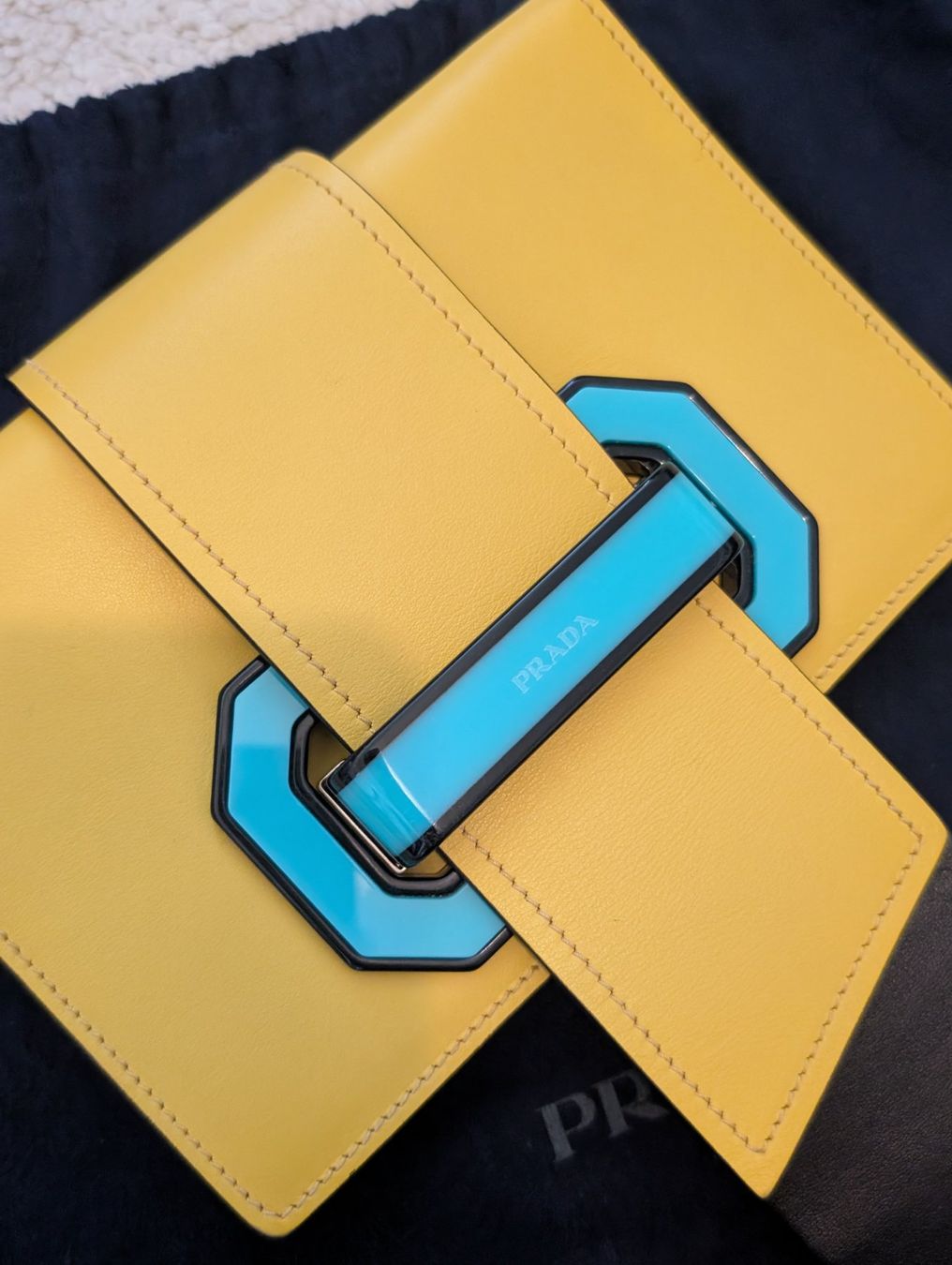 Borse da donna: PRADA Handtasche – Usato da Zürich venduto da Elena_N 1