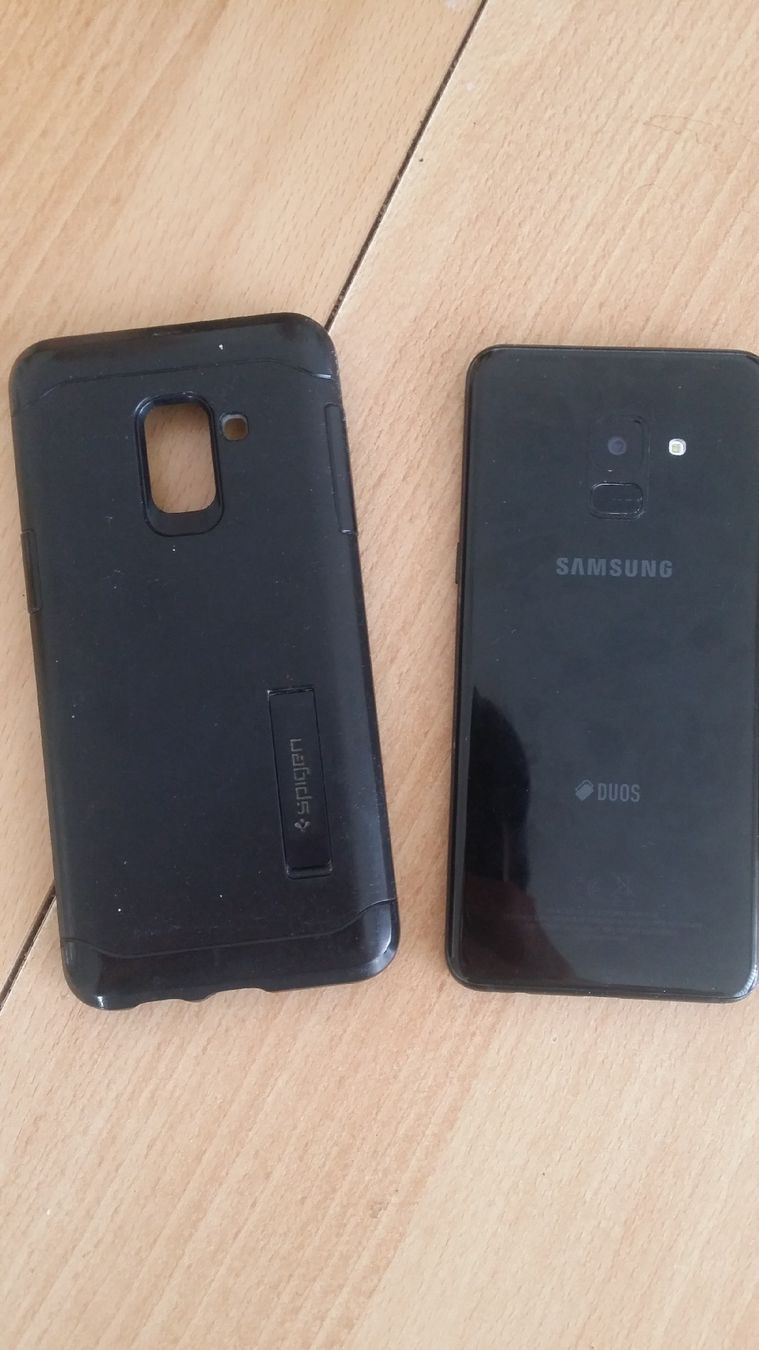 Samsung Portables: 2 Handys + 1 Ladegerät – D'occasion à Flawil par rcnkr 3