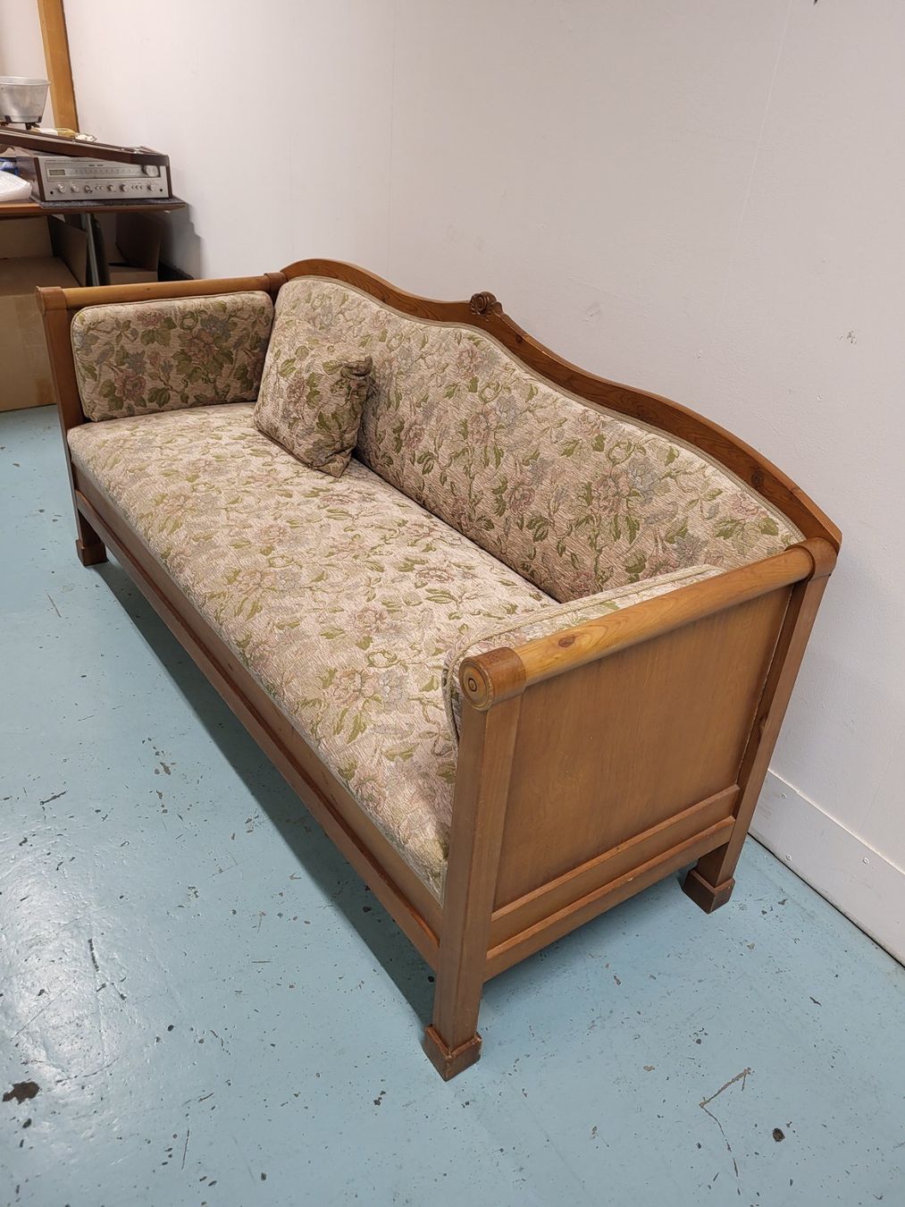 Sofas: Biedermeier Sofa – Gebraucht aus Brügg BE von POU-BELLE 3