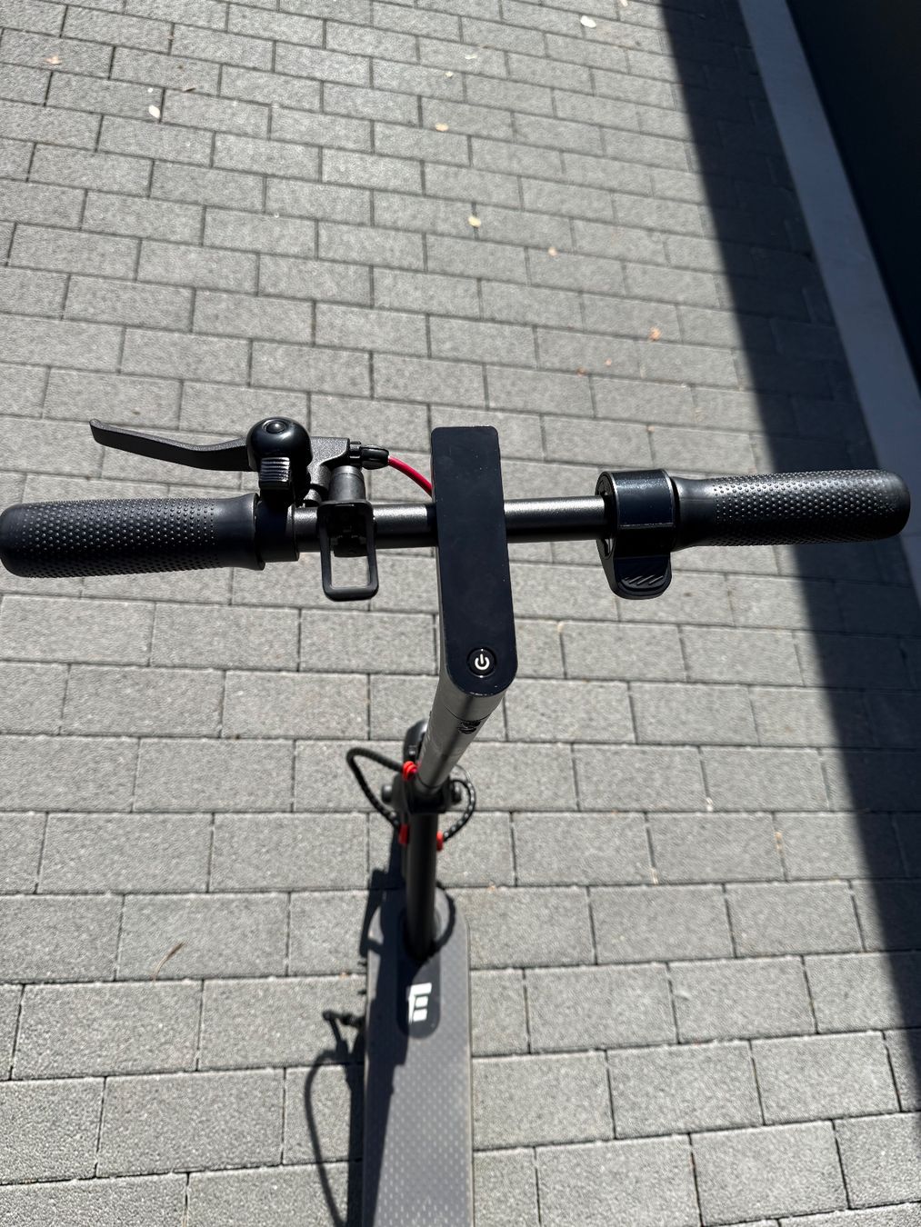 Scooter: E-Scooter E2S V2 Pro Long Range ab CHF 1.-- !!! – Usato da Bachenbülach venduto da ricricric 2