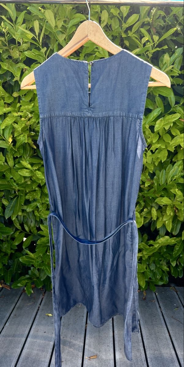 Esprit Vestiti: Robe sans manches bleu denim Esprit – Usato da St-Aubin FR venduto da claramathi 3
