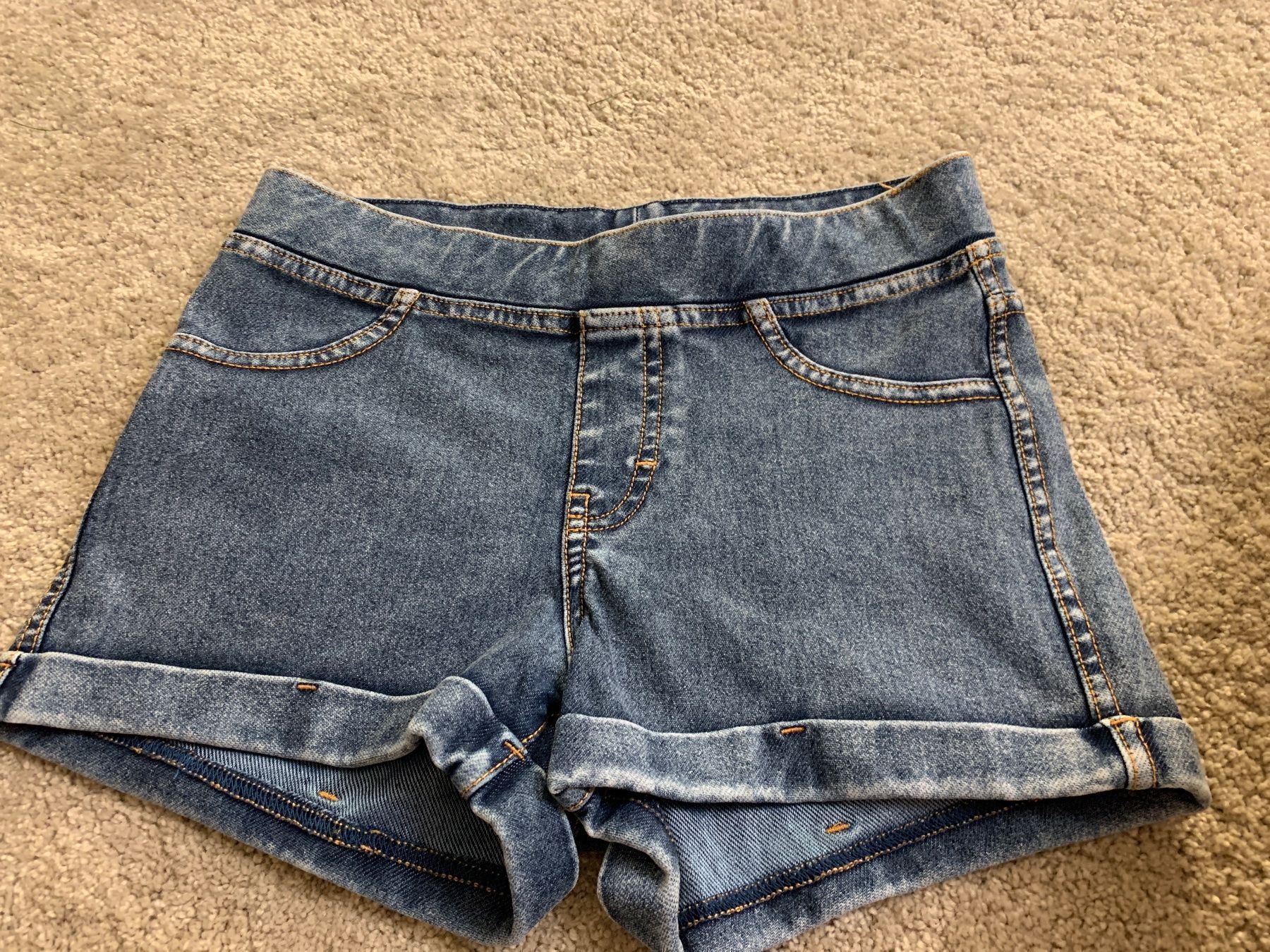 H&M Pantaloni: Shorts Jeans Hose. gr 140 H&M – Nuovo (secondo la descrizione) da Oberweningen venduto da Ardnas89