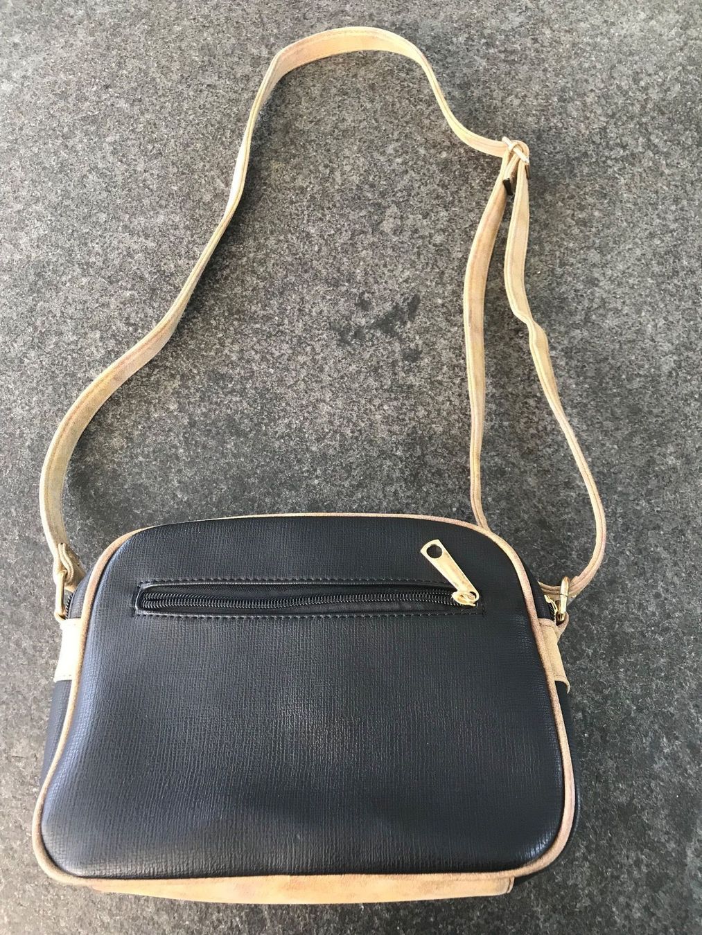 Taschen für Damen: Handtasche – Gebraucht aus Niedergösgen von 7591 1