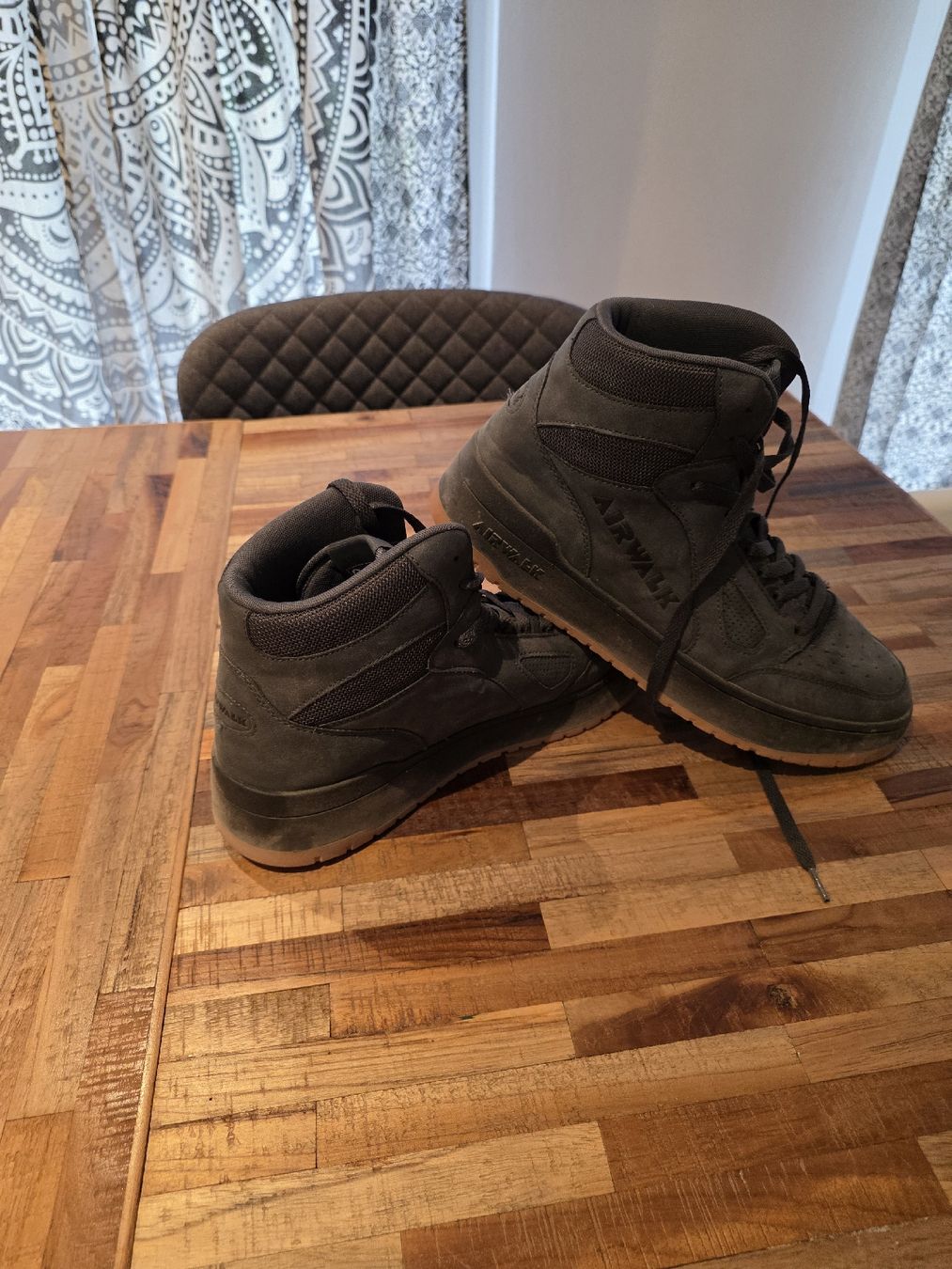 Herrenschuhe: Airwalk Stiefeletten Grösse 45 dunkelgrau – Gebraucht aus Felben-Wellhausen von Darameo