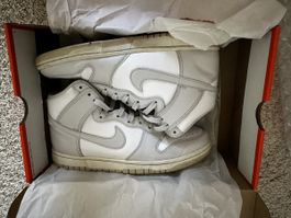 Nike dunk grise