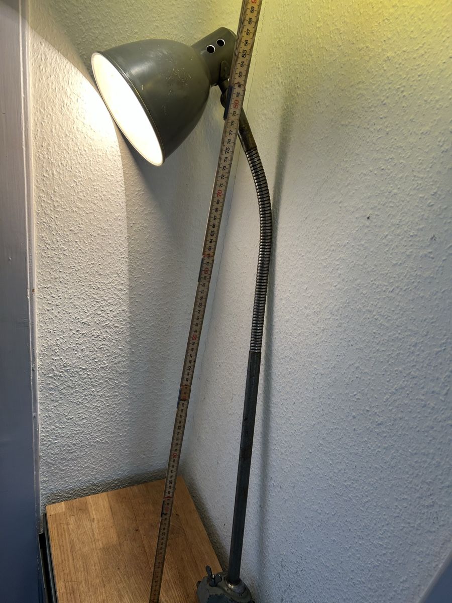 Lampade: ANTIKE LAMPE INDUSTRIE – Usato da Bottmingen venduto da Surubi 7