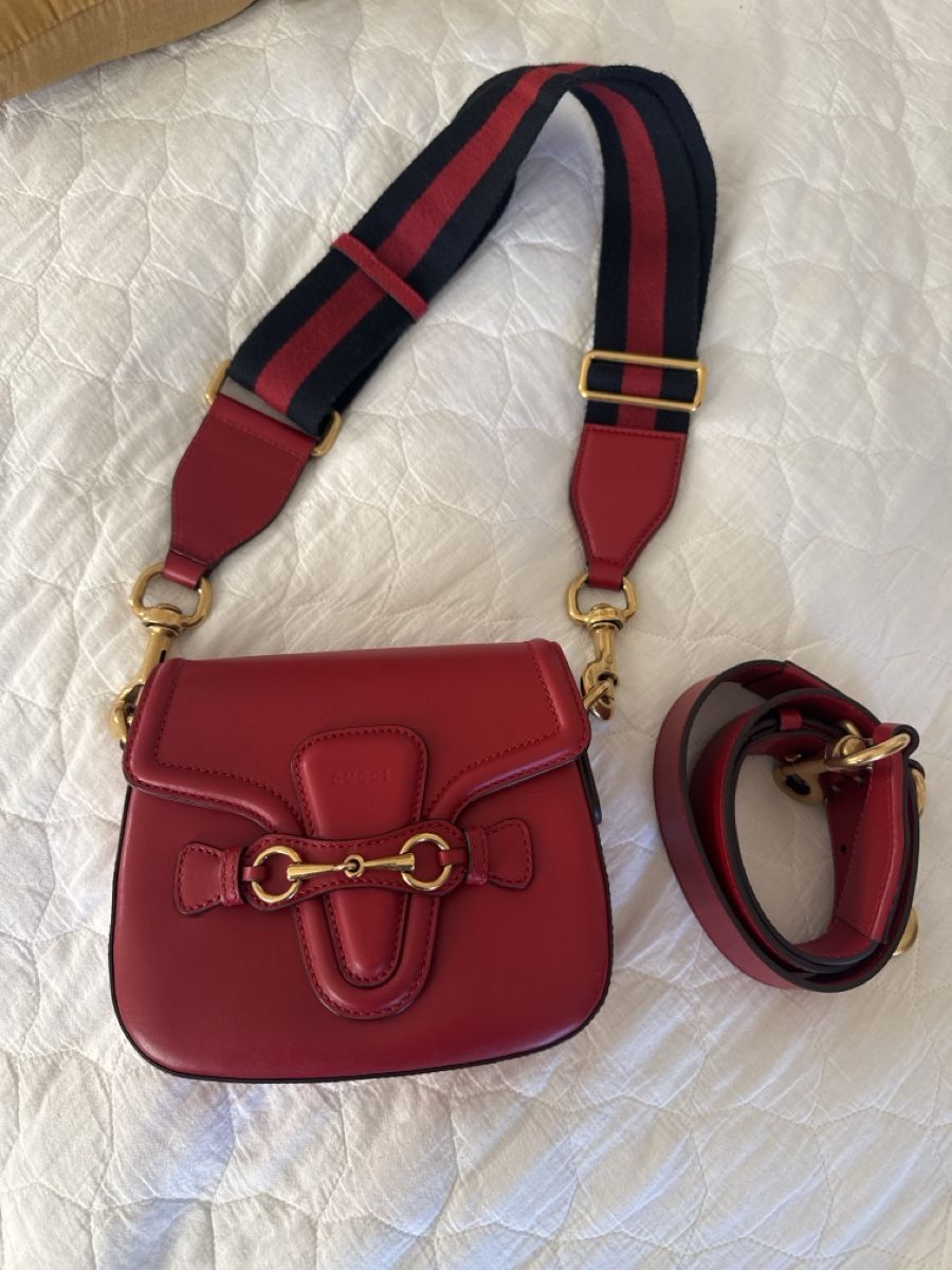 Gucci Sacs femmes: Sac Gucci rouge, Lady Web small ! Superbe. – D'occasion à Genève par Cicin