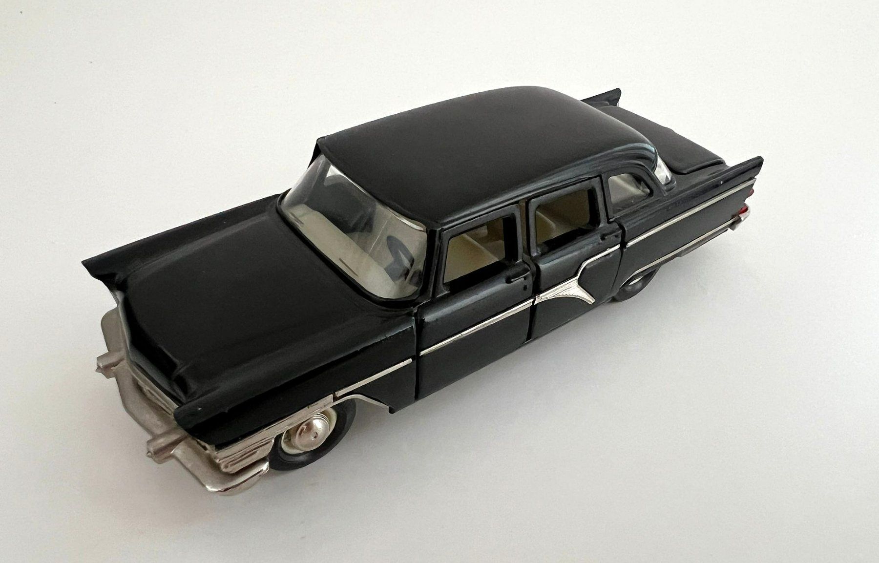 Modellini d'auto: Tchaika GAZ-13 A-15 – Usato da Meilen venduto da rdv_n7s9 4