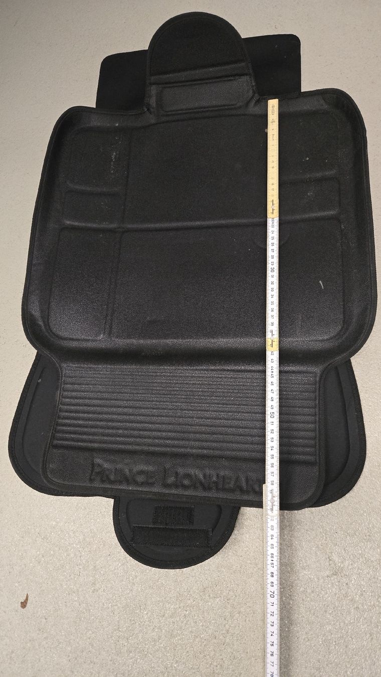 Tappeti & Tappetini: Autositz Schoner – Usato da Schötz venduto da Nico040 3
