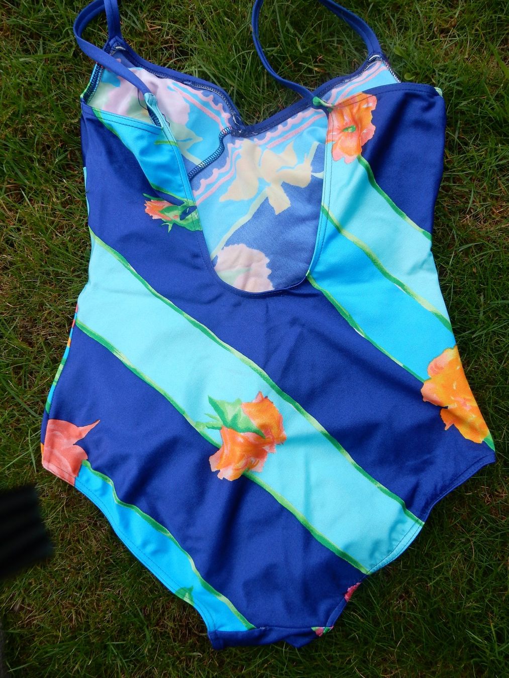 Costumi da bagno & Bikini: Badekleid Badeanzug blau türkis mit Rosen – Usato da Jona venduto da simongarden 3