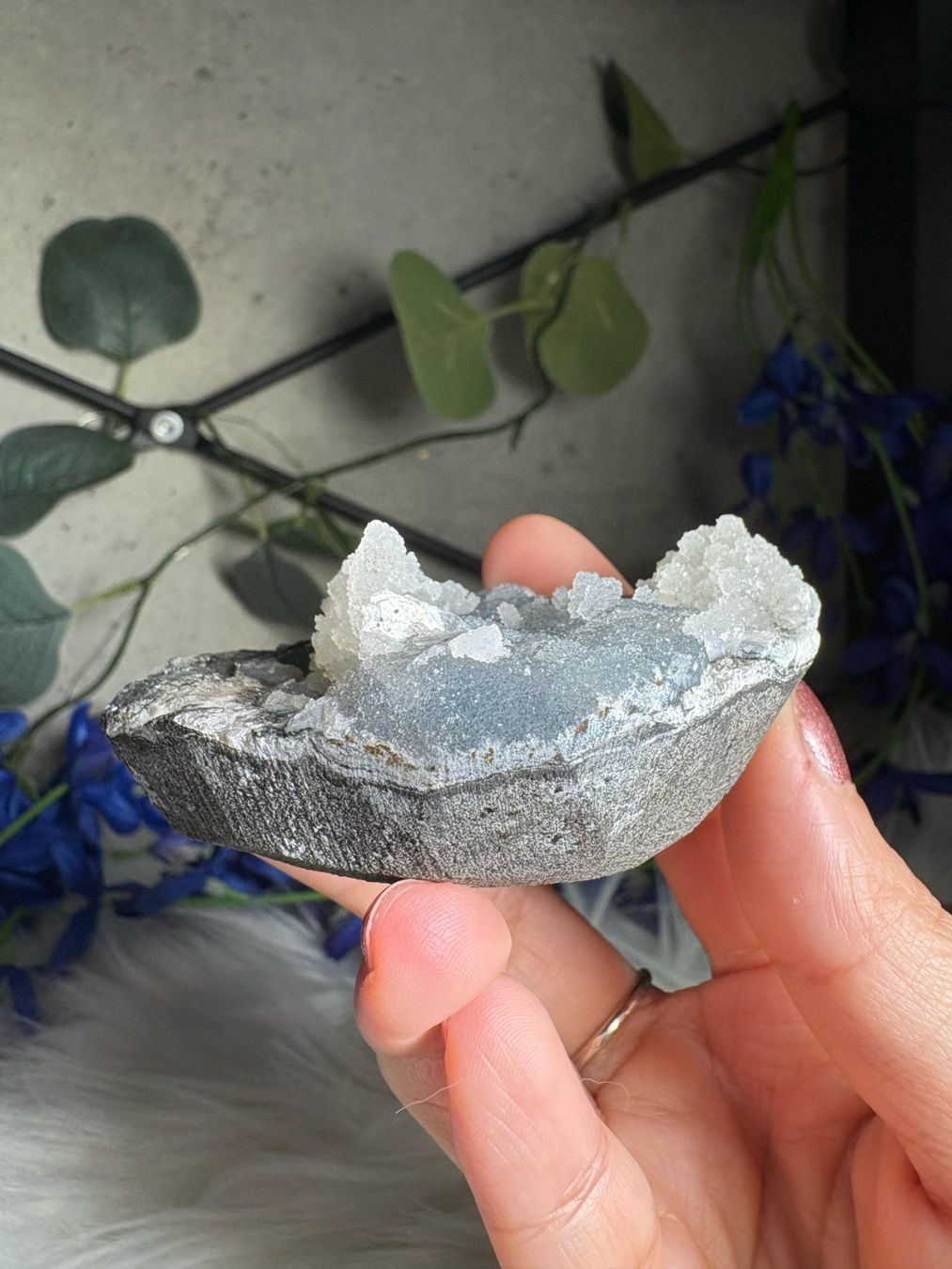 Minerali & Pietre curative: Chalcedon-Stalaktit mit Heulandit – Nuovo (secondo la descrizione) da Neuheim venduto da m.hald 4