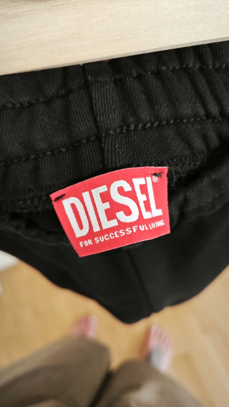 Diesel Hosen: Jogginghose – Neu (gemäss Beschreibung) aus Burgdorf von nas_65x9 6