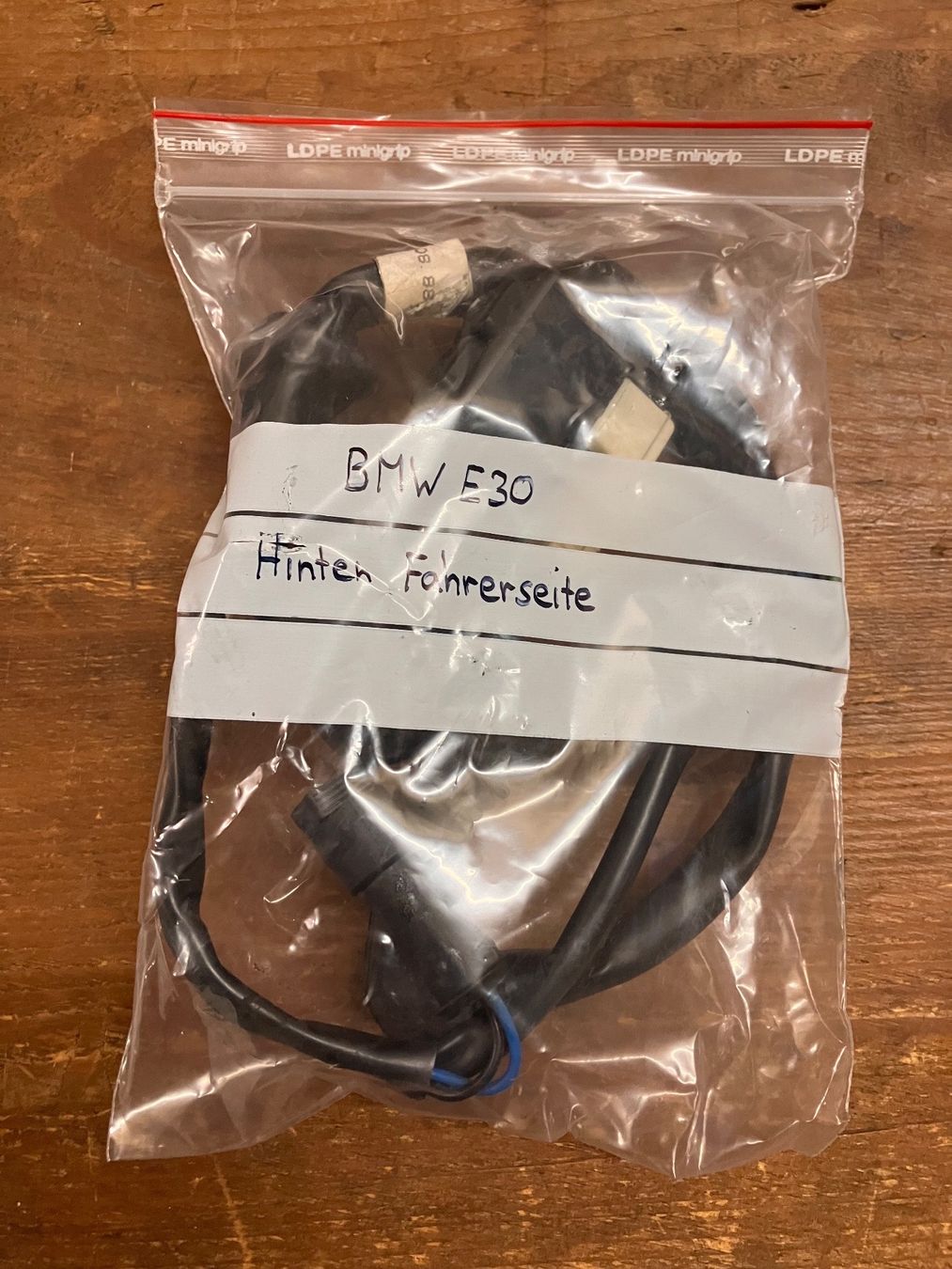 BMW Tutti pezzi di ricambio auto: BMW E30 Kabel El. Fensterheber Hinten Links – Usato da Siebnen venduto da Alpina73 3