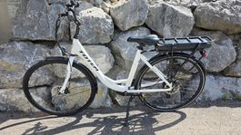 E-Bike City ROXY weiss für Damen