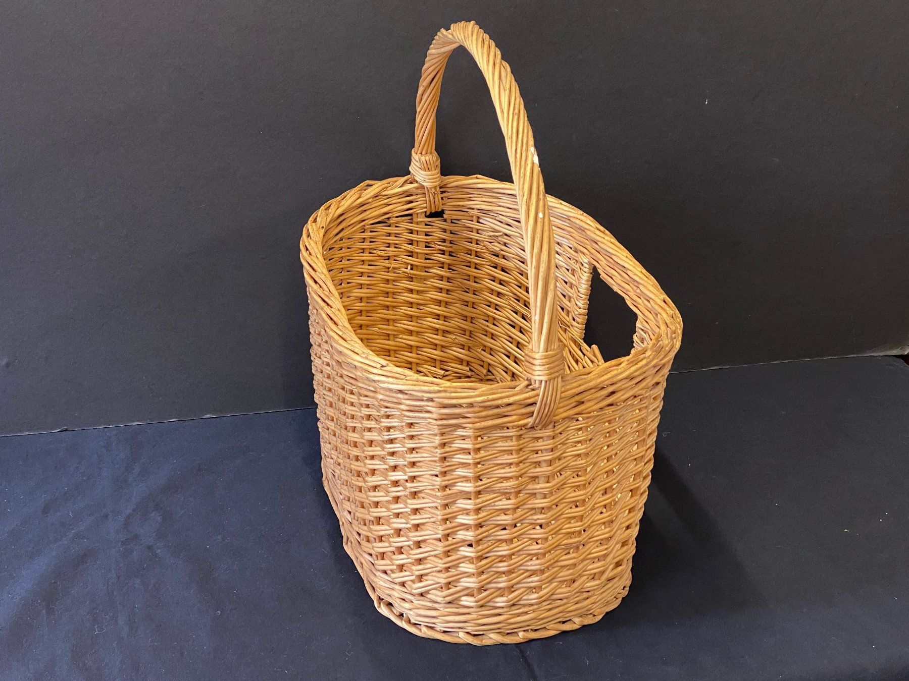 Niches, paniers: Vintage Korb / Haustierkorb – D'occasion à Schaffhausen par sparzone 3