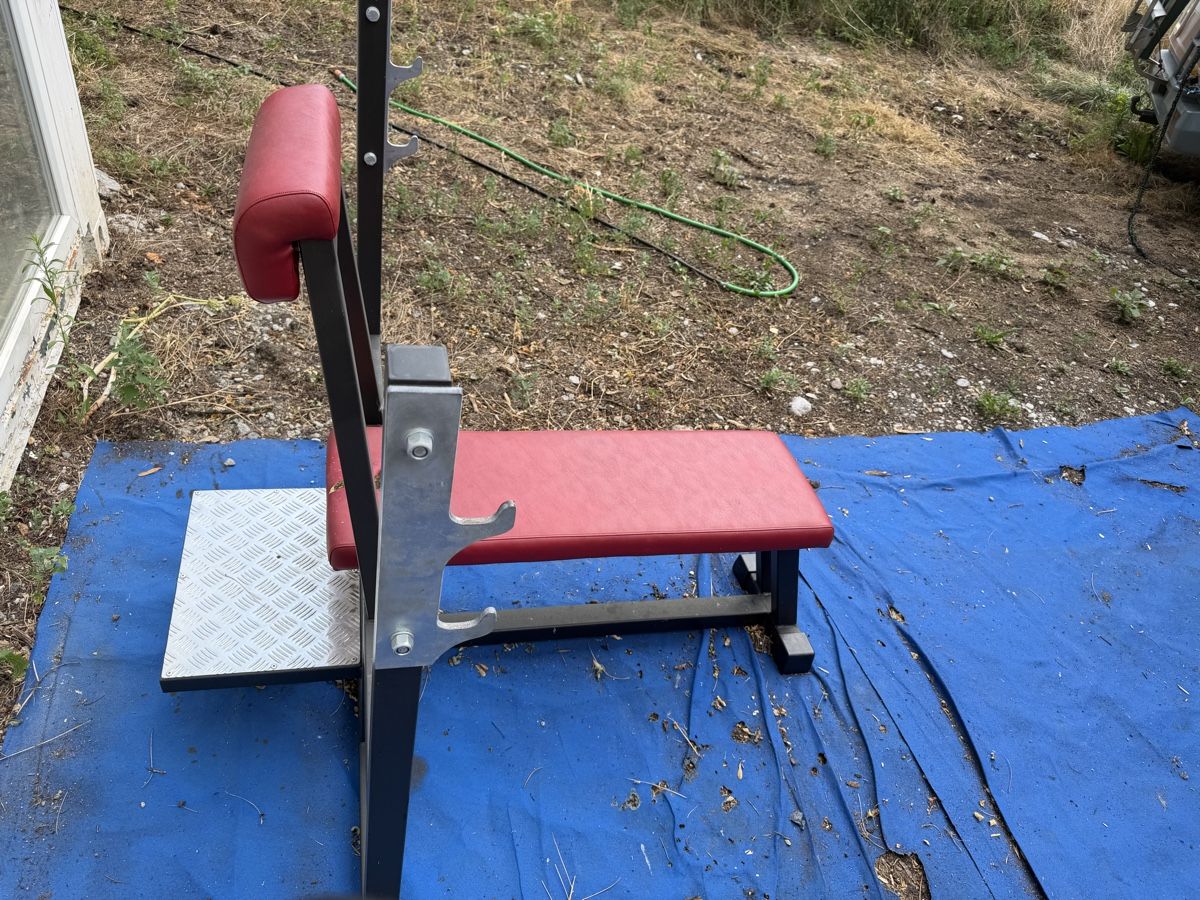 Hometrainer: Panca piana – Usato da Camorino venduto da CamperCommunity 1