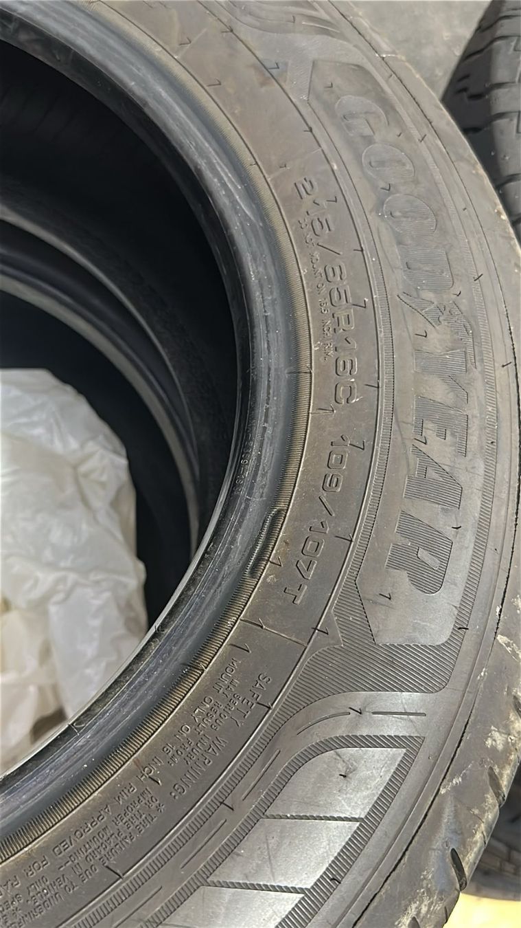 Goodyear Pneus & Roues: Goodyear Winterreifen gebr. – D'occasion à Winterthur par senero123 2