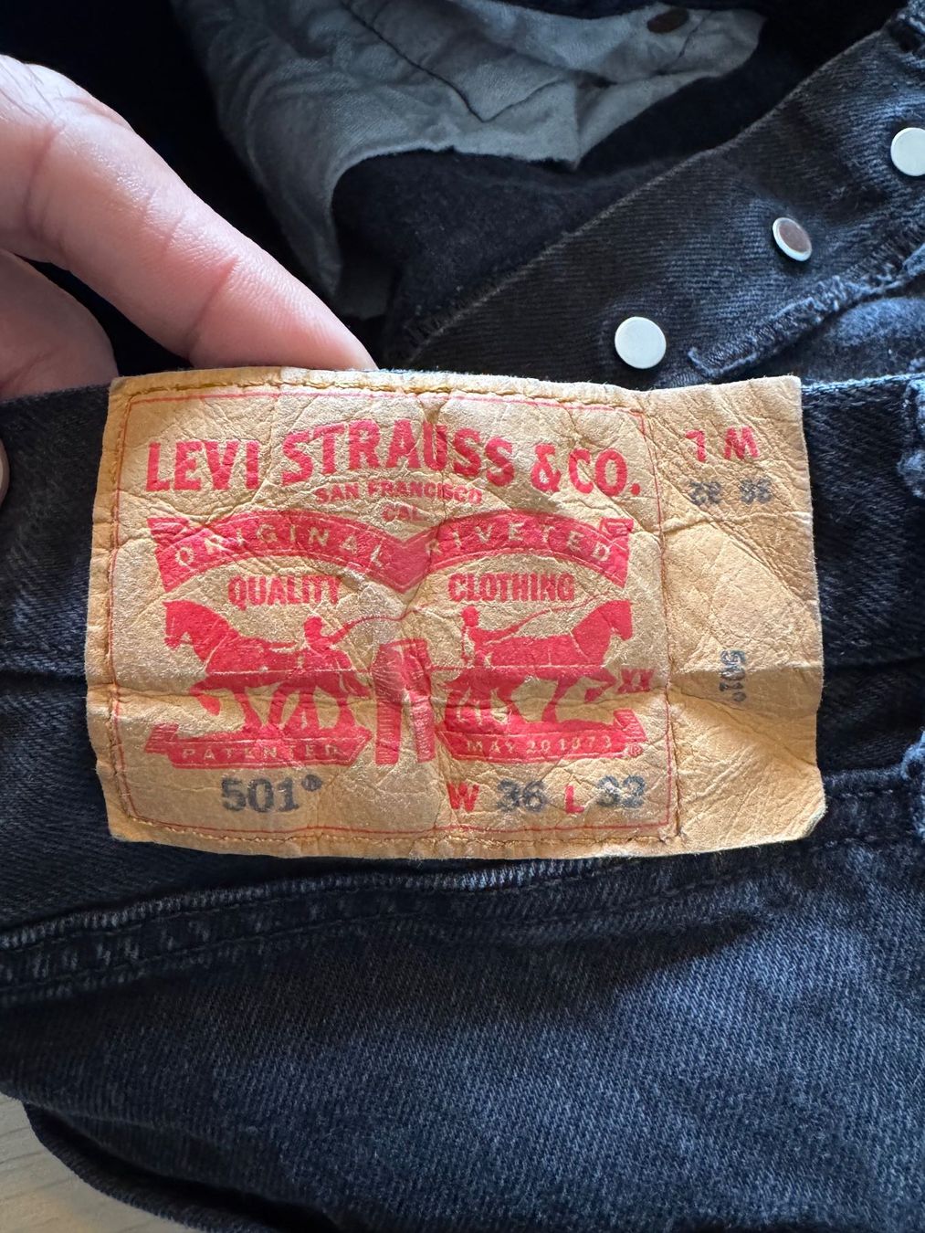 Levi's Jeans: Levis 501 denim from 2017 W36 L32 – Usato da Neuchâtel venduto da _Easy_to_Find_ 8