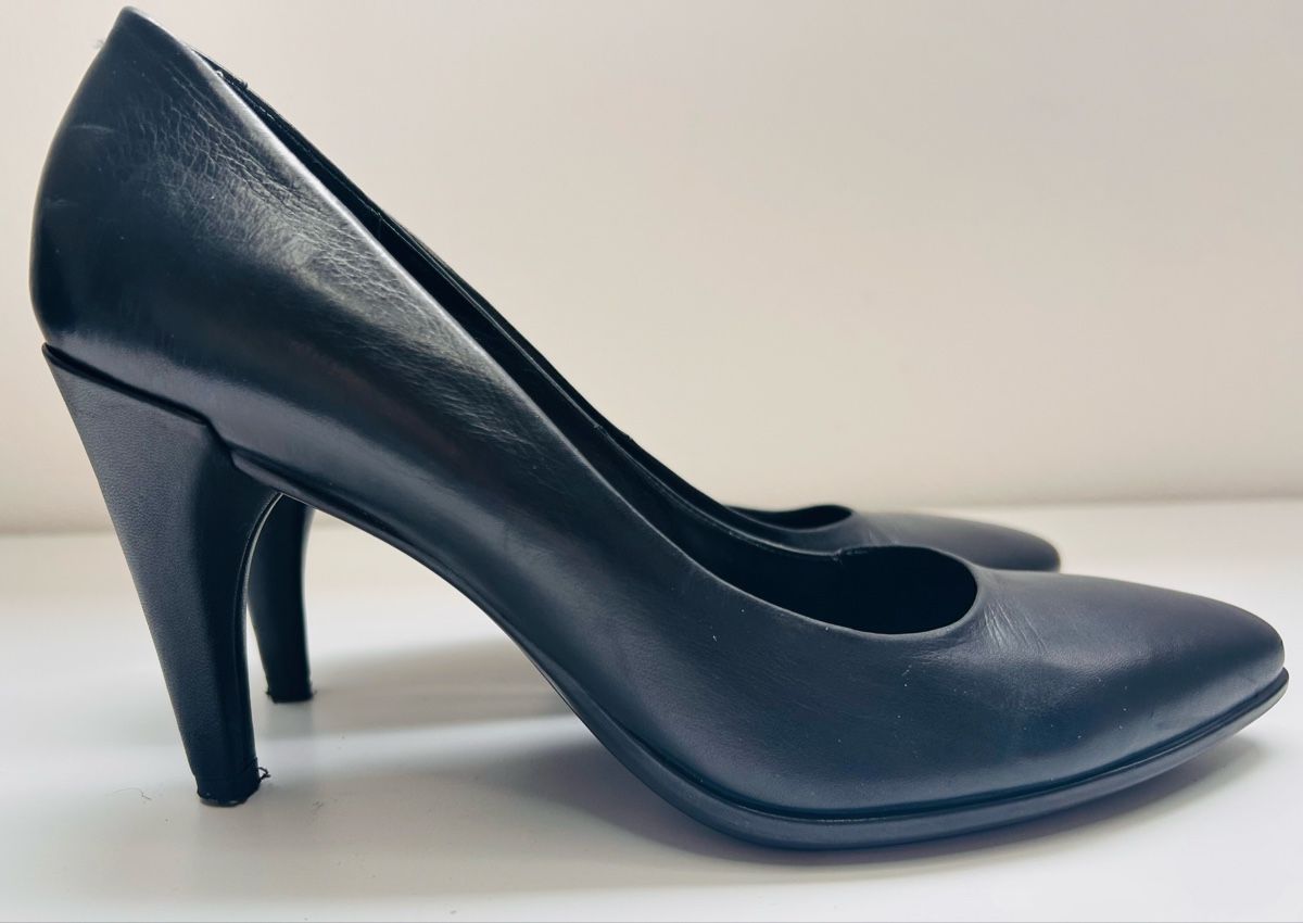 Ecco Scarpe da donna: Ecco Pumps aus schwarzem Leder – Usato da Zürich venduto da eka_5xfb
