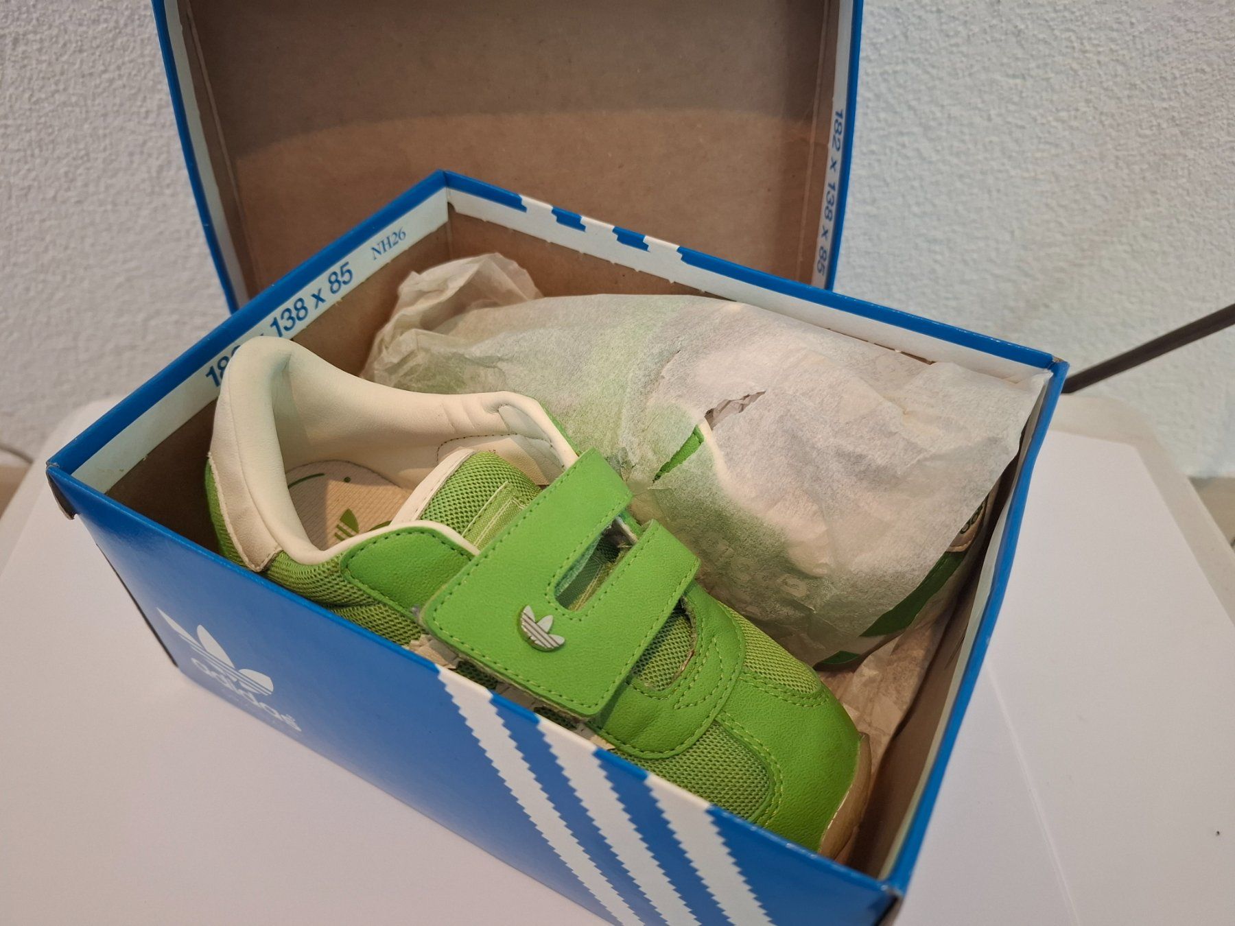 Adidas Scarpe da uomo: Adidas, Sneaker, grün, Gr. 26, neu – Nuovo e nell'imballaggio originale da Dornach venduto da shoe-lina