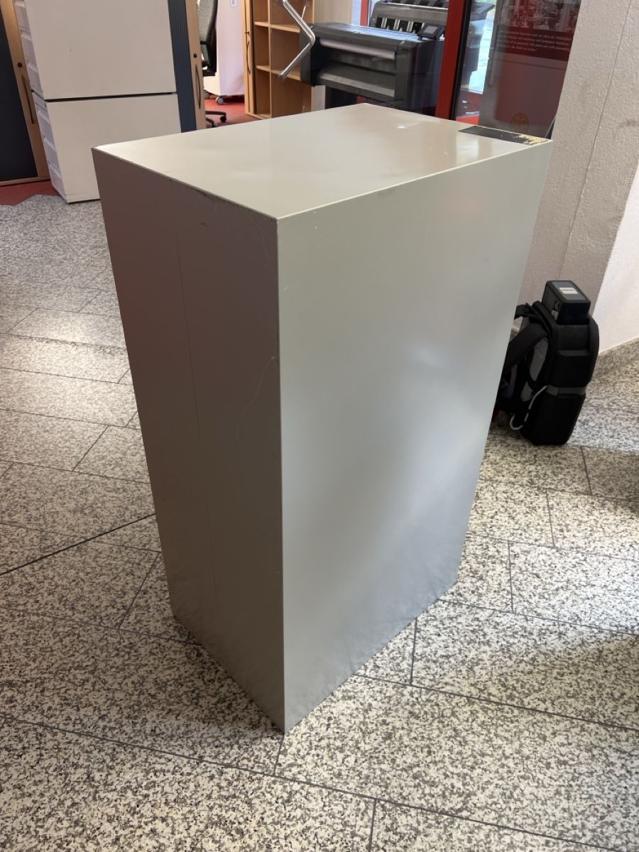 Armadi: Hängeregisterschrank – Usato da Hundwil venduto da panzermech 5