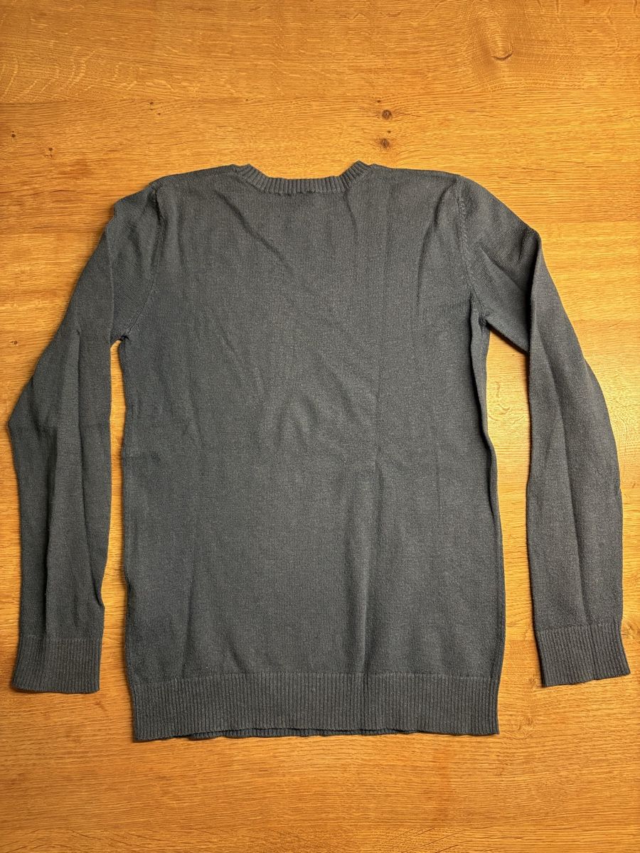 Benetton Pullover & Sweatshirts: Pullover Benetton, 150 – Gebraucht aus Horgen von Rafnaf 2
