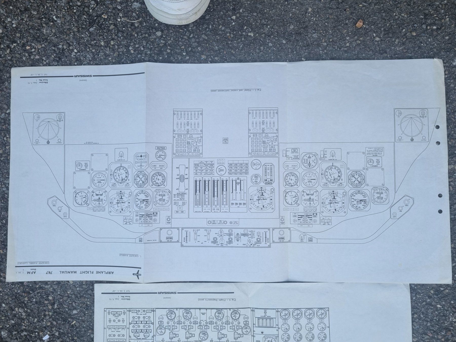 Libri: Flugzeug Cockpit manuel Swissair Jumbo – Usato da Männedorf venduto da Modell-Spezialisten 1