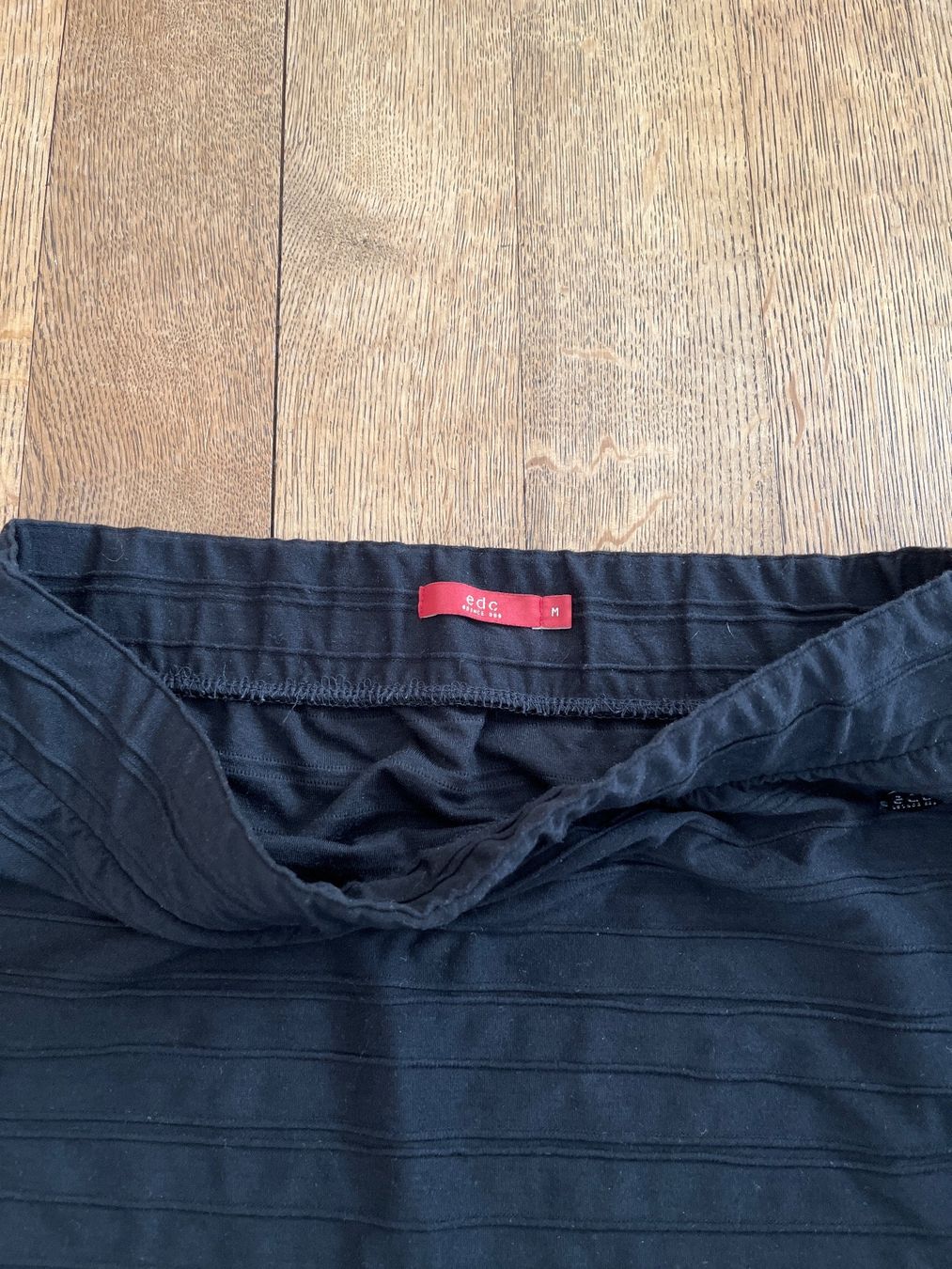Esprit Gonne: Esprit Stretch Rock M – Usato da Biberstein venduto da niji 2