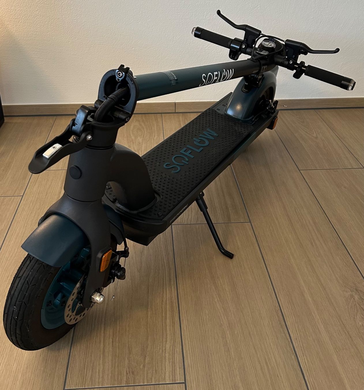 Soflow Kickboard: SoFlow E-Scooter SO4 Pro Gen 2 – Gebraucht aus Benken SG von  1