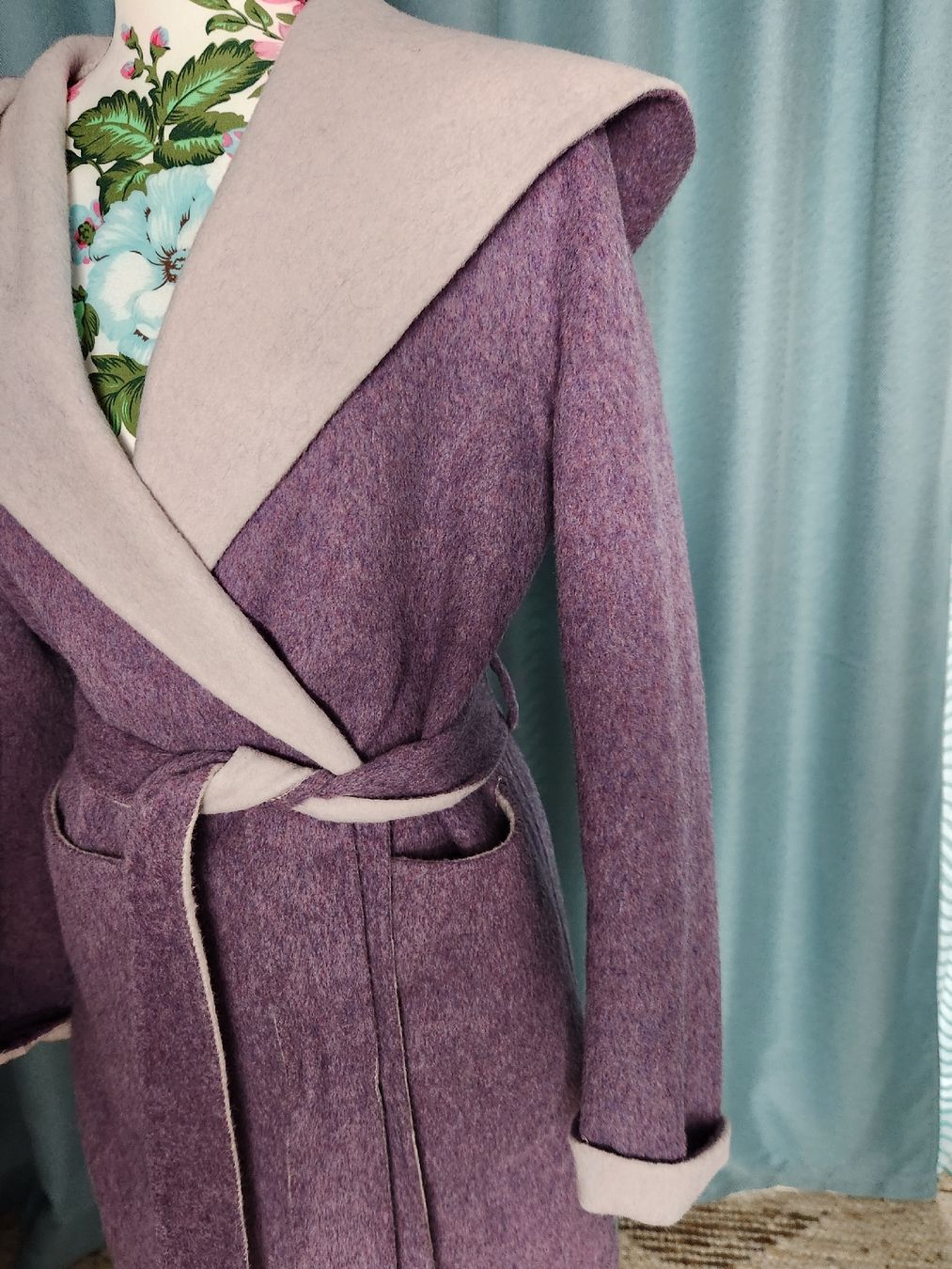 Cappotti: Winter mantel mit Gürtel - wolle 100%, Gr.M – Nuovo e nell'imballaggio originale da Fällanden venduto da ekaterinatheissl 1