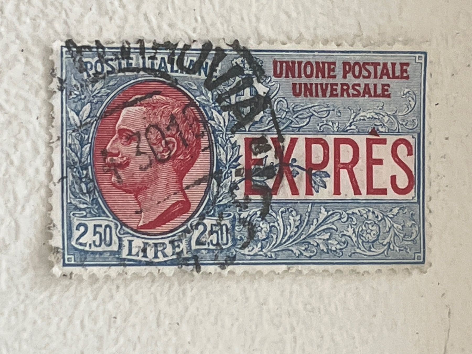 Tous les timbres: Italia Briefmarke – D'occasion à Chiasso par AzenYa