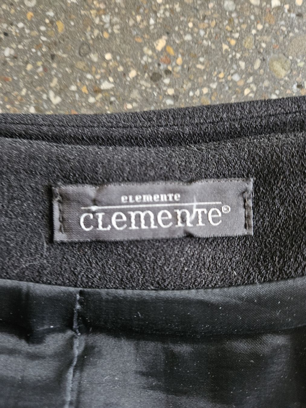 Röcke: Clemente Rock Anthrazit GrM guter Zustand – Neu (gemäss Beschreibung) aus Anwil von tamoos 3