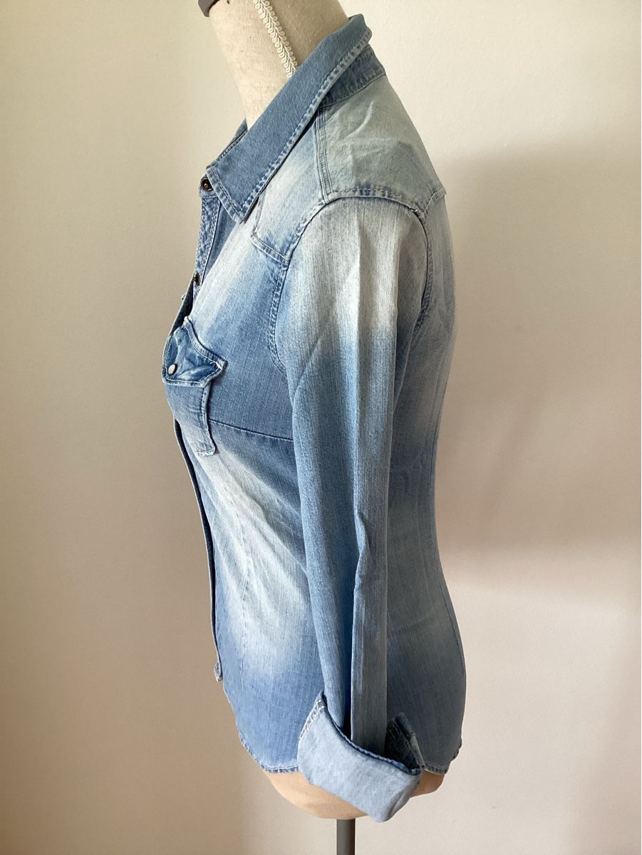 H&M Camicette: Damenjeanshemd, Gr. S – Usato da Salenstein venduto da Esprit57 1