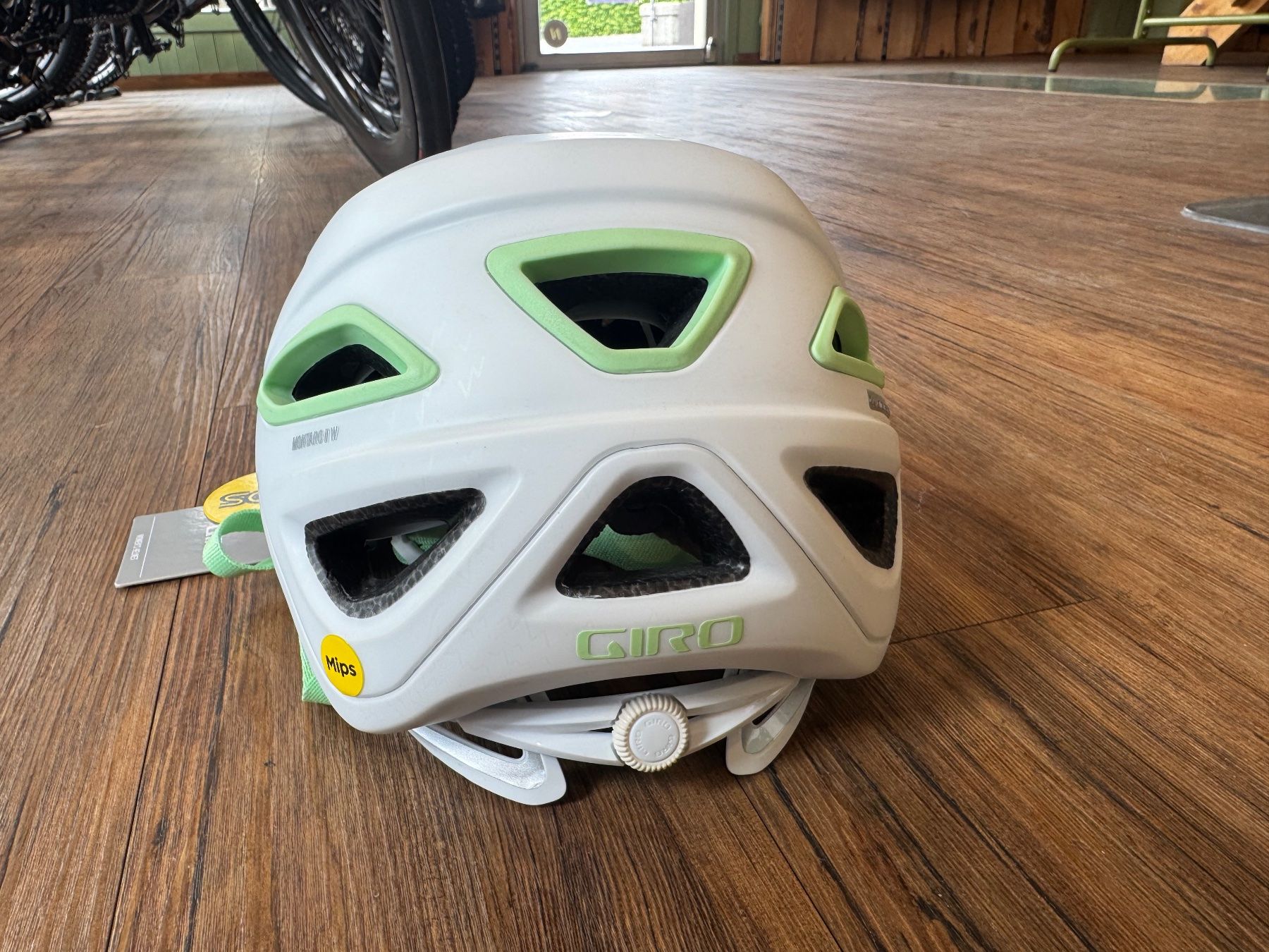 Giro Caschi: Giro Montaro II Mips Helm NEU Gr.M – Nuovo e nell'imballaggio originale da Hochdorf venduto da TreeLeeHochdorf 2